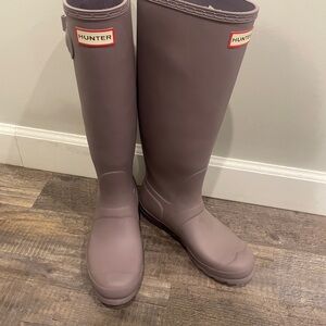 Hunter Tall Classic Matte Lavender Boots
